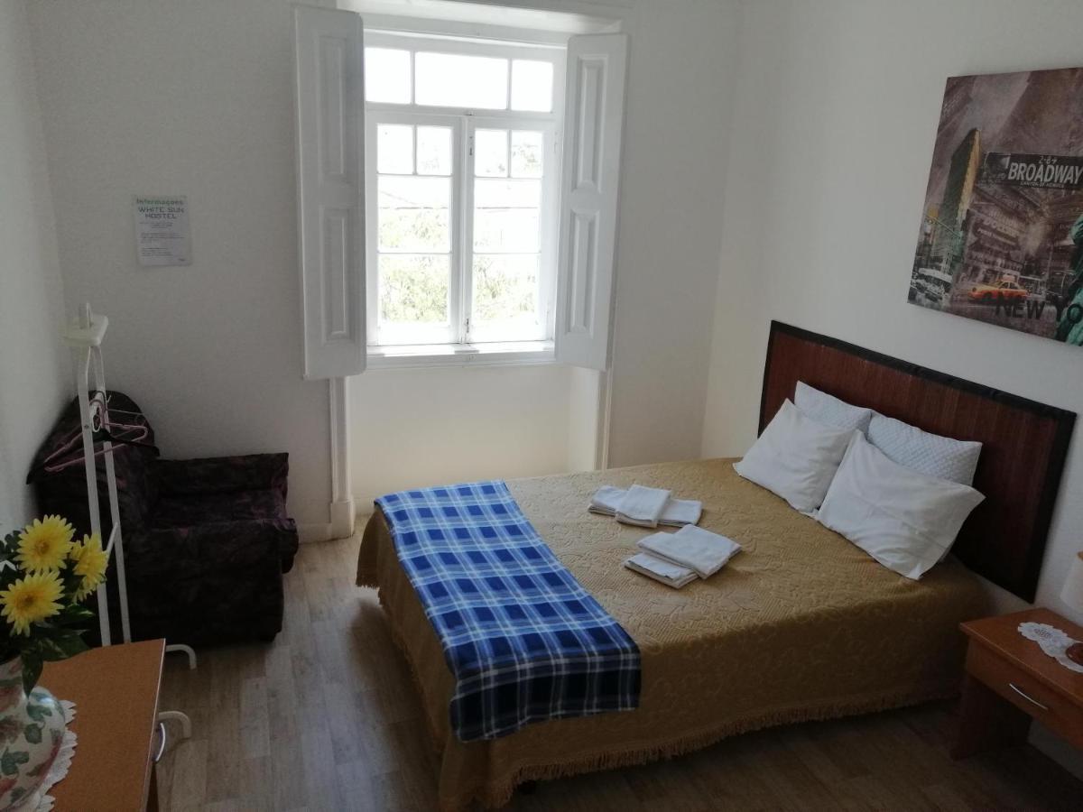 White Sun Hostel Lagos Esterno foto