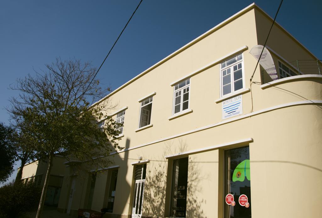 White Sun Hostel Lagos Esterno foto