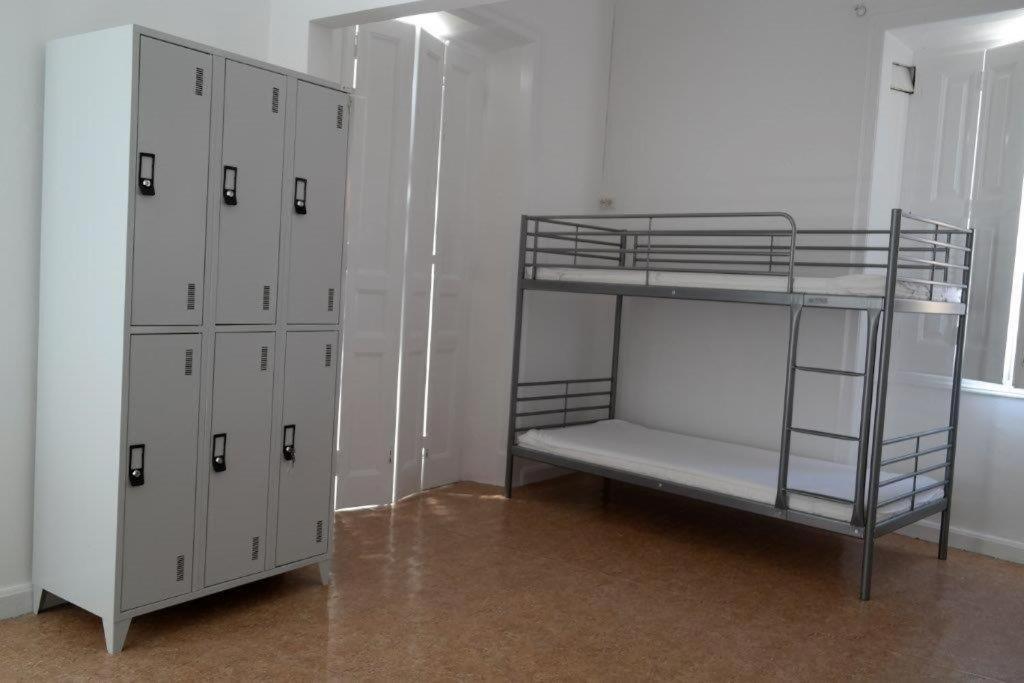 White Sun Hostel Lagos Esterno foto